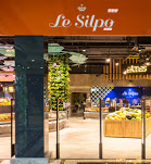 Le Silpo Premium store
