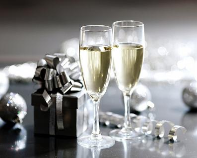 Новогодние блюда и вино: рецепты и советы от экспертов